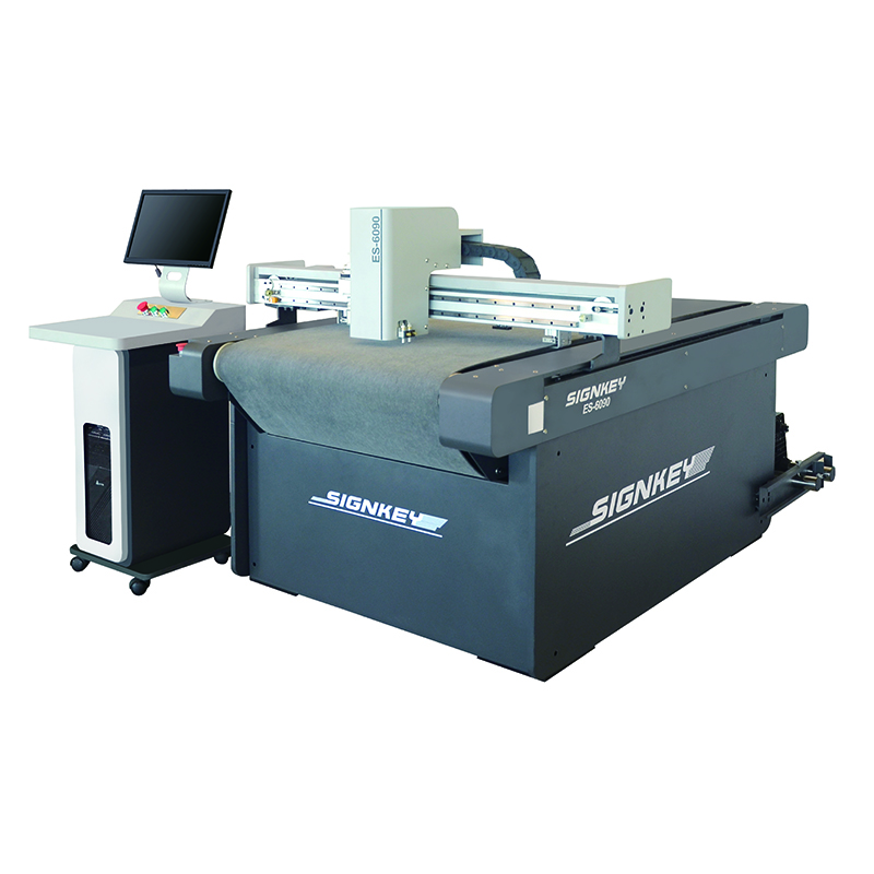 Digital Cutter For Flexible Material