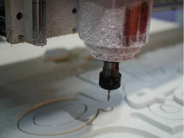 How to Use CNC Routers for Foam Board Cutting?