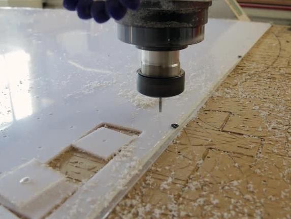 How to Choose a CNC Router for Professional Results